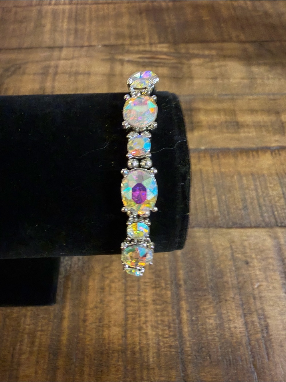 Paparazzi Iridescent oil spill Crystal Stretch Bracelet
